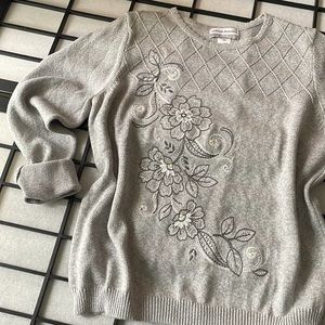 Alfred Dunner Petite. Sweater
